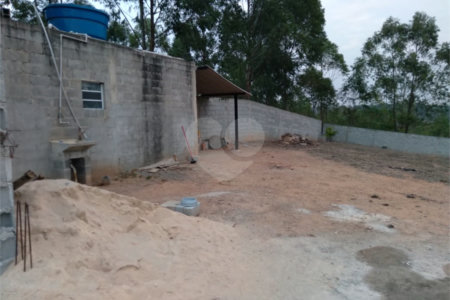 Chácara à venda com 1 suíte em Loteamento Colinas Verdes, Atibaia, SP