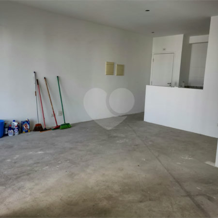 Apartamento à venda com 2 suítes em Vila Andrade, São Paulo, SP