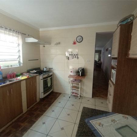 Sobrado à venda com 4 quartos, sendo 1 suíte, em Jardim Marisa, São Paulo, SP