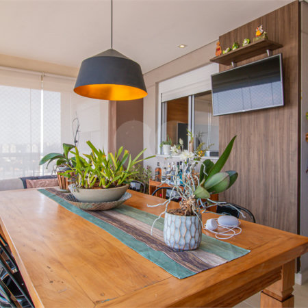 Apartamento à venda com 2 quartos, sendo 1 suíte, em Santo Amaro, São Paulo, SP