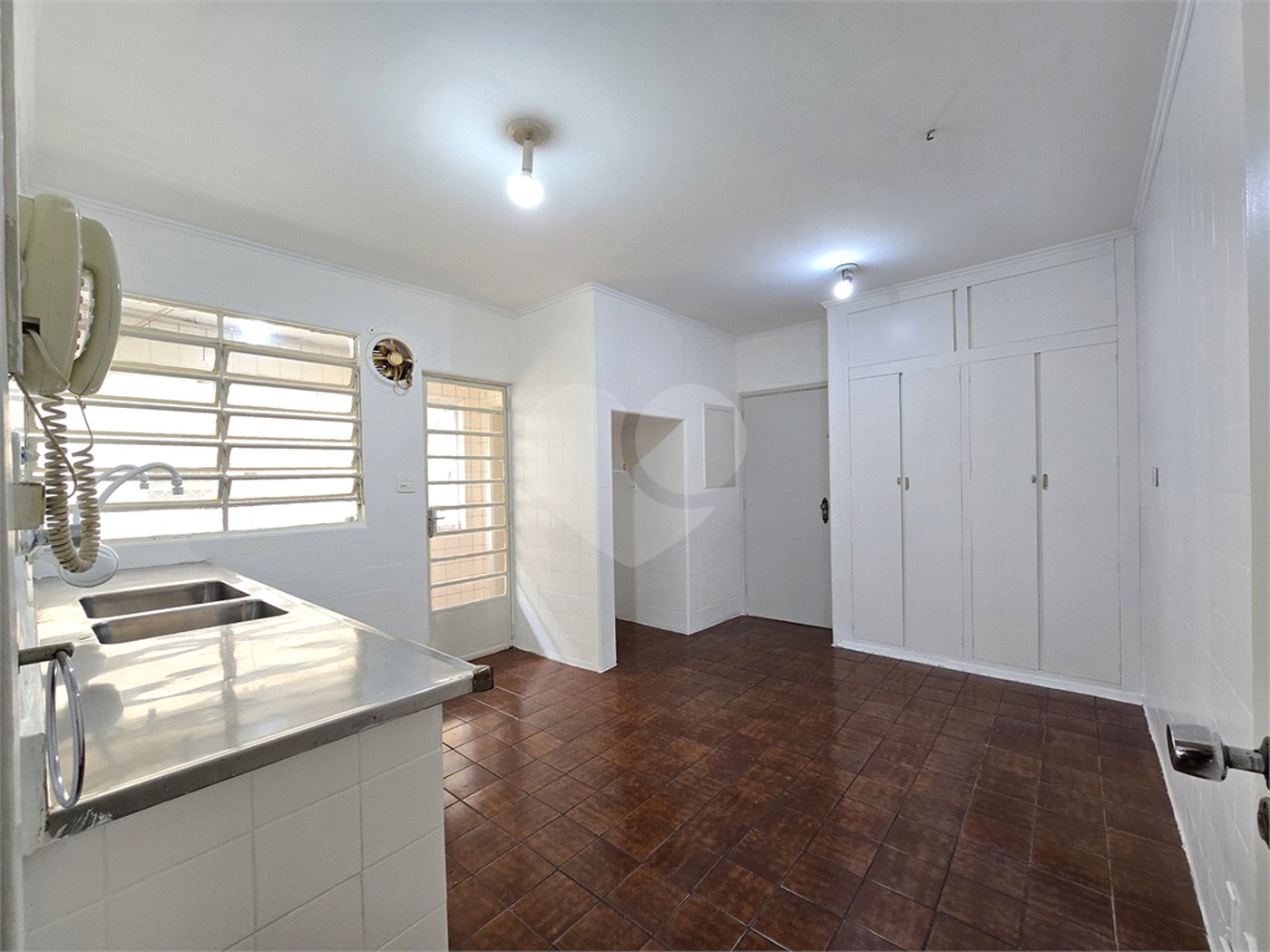 Apartamento para alugar com 3 quartos, sendo 1 suíte,  em Paraíso, São Paulo, SP