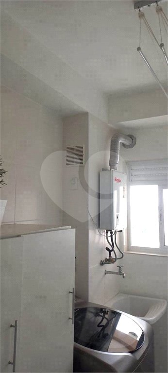 Apartamento à venda com 3 quartos, sendo 1 suíte,  em Parque Santana, Mogi das Cruzes, SP