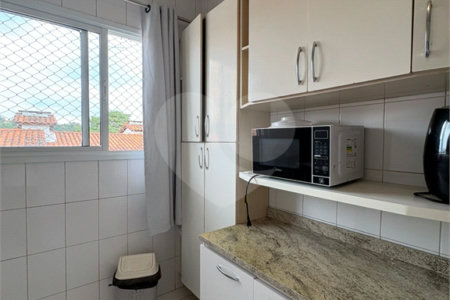 Casa à venda com 3 quartos, sendo 1 suíte, no condomínio New Village, Cotia - SP