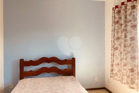 Casa em condomínio para alugar com 2 quartos, sendo 1 suíte, em Caravelas, Armação dos Búzios, RJ