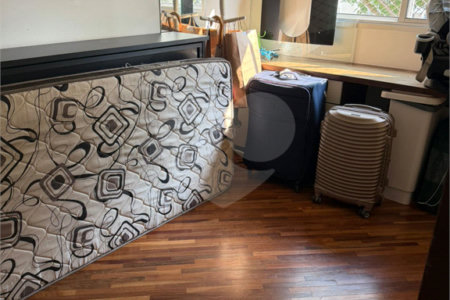 Apartamento à venda com 3 quartos, sendo 1 suíte,  em Vila Regente Feijó, São Paulo, SP
