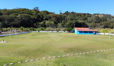 Chácara à venda com 3 quartos, sendo 1 suíte,  em Moinho, Nazaré Paulista, SP
