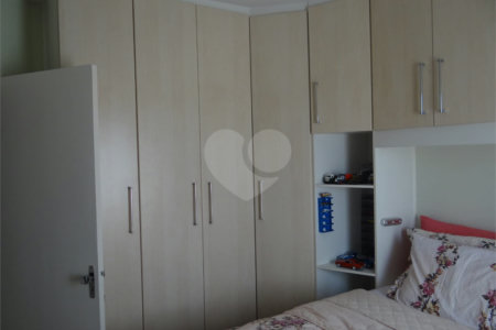 Apartamento à venda com 2 quartos em Jardim Ivana, São Paulo, SP