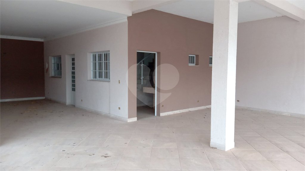 Casa à venda com 5 quartos, sendo 3 suítes,  em Serra da Cantareira, Mairiporã, SP