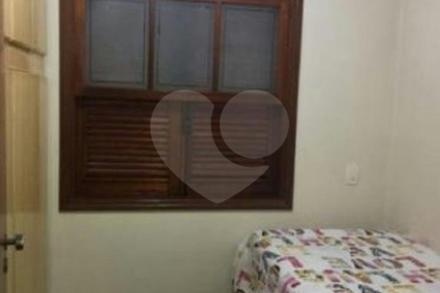 Sobrado à venda com 3 quartos, sendo 1 suíte, em Tremembé, São Paulo, SP