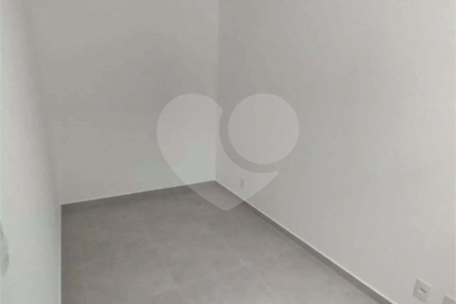Sobrado à venda com 3 quartos, sendo 1 suíte,  em Jardim Maristela, São Paulo, SP