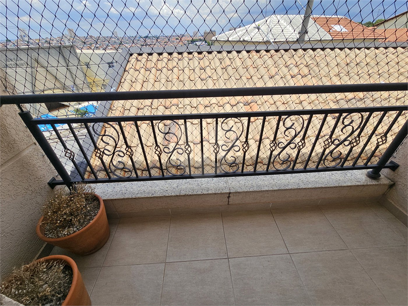 Sobrado à venda com 3 quartos, sendo 1 suíte,  em Vila Nivi, São Paulo, SP