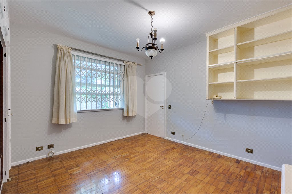 Casa à venda com 3 suítes em Alto da Boa Vista, São Paulo, SP