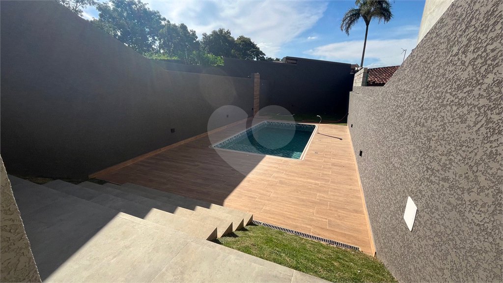Casa à venda ou para alugar com 3 suítes em Nova Gardênia, Atibaia, SP