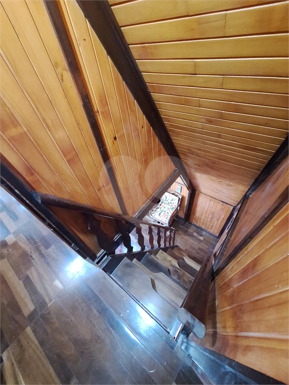 Casa à venda com 3 suítes no condomínio Chácaras do Lago, Vinhedo - SP