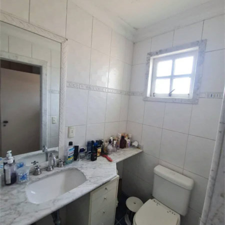 Casa à venda com 3 quartos, sendo 1 suíte,  no condomínio Moradas do Ipê, São Paulo - SP