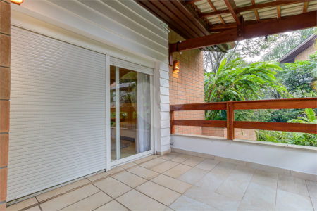 Casa à venda com 4 suítes no condomínio Vila Verde, São Paulo - SP