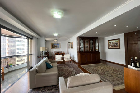 Apartamento à venda com 4 quartos, sendo 3 suítes, em Santana, São Paulo, SP