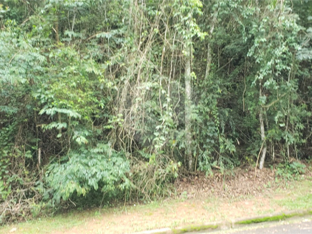 Terreno à venda no condomínio Alpes da Cantareira, Mairiporã - SP
