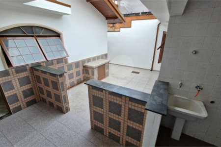 Casa Térrea à venda com 3 quartos em Conjunto Residencial Butantã, São Paulo, SP