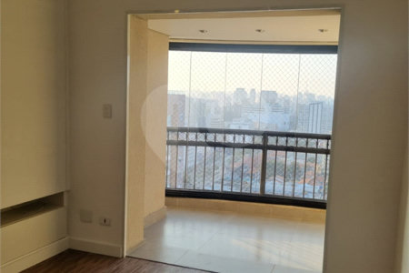 Loja à venda com 3 quartos, sendo 1 suíte,  em Vila Mariana, São Paulo, SP