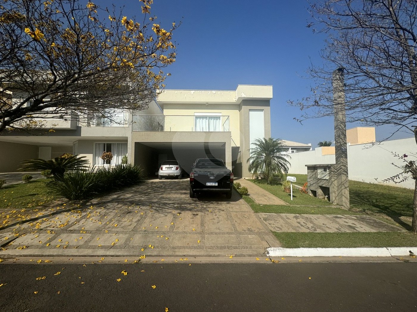 Casa à venda com 3 suítes no condomínio Lago da Serra, Araçoiaba da Serra - SP