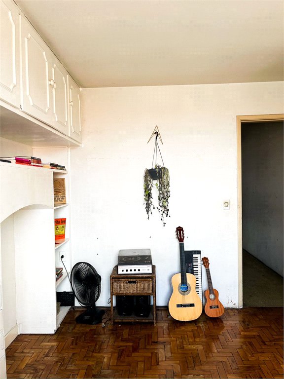 Casa à venda com 3 quartos, sendo 1 suíte, em Vila Marari, São Paulo, SP