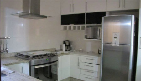 Casa à venda com 3 quartos, sendo 1 suíte, no condomínio Villa Jardim Sul, São Paulo - SP