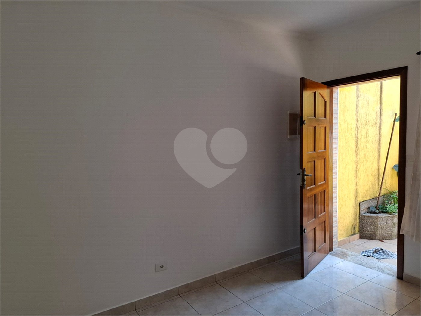 Sobrado à venda com 3 quartos no Brasilândia, São Paulo, SP