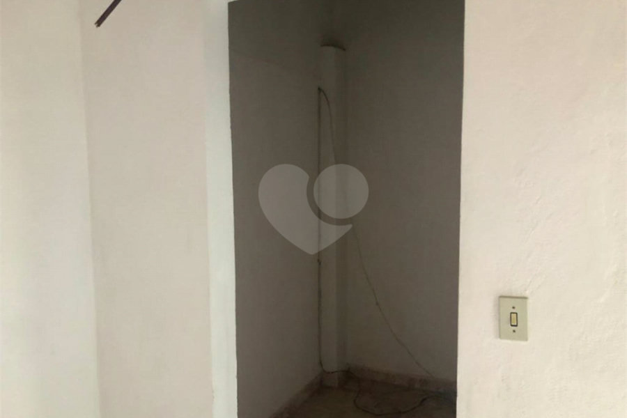 Sobrado à venda com 3 quartos, sendo 1 suíte,  em Serra da Cantareira, Mairiporã, SP