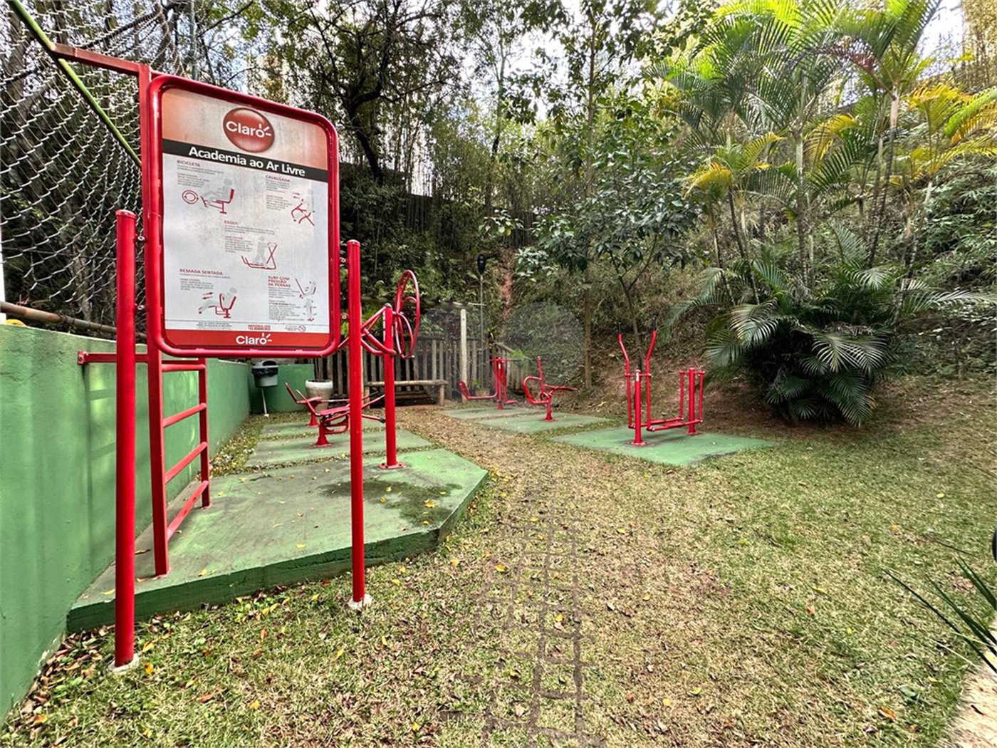 Apartamento à venda com 3 quartos em Jardim Londrina, São Paulo, SP