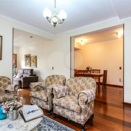 Casa à venda com 6 quartos, sendo 4 suítes, em Vila Anglo Brasileira, São Paulo, SP