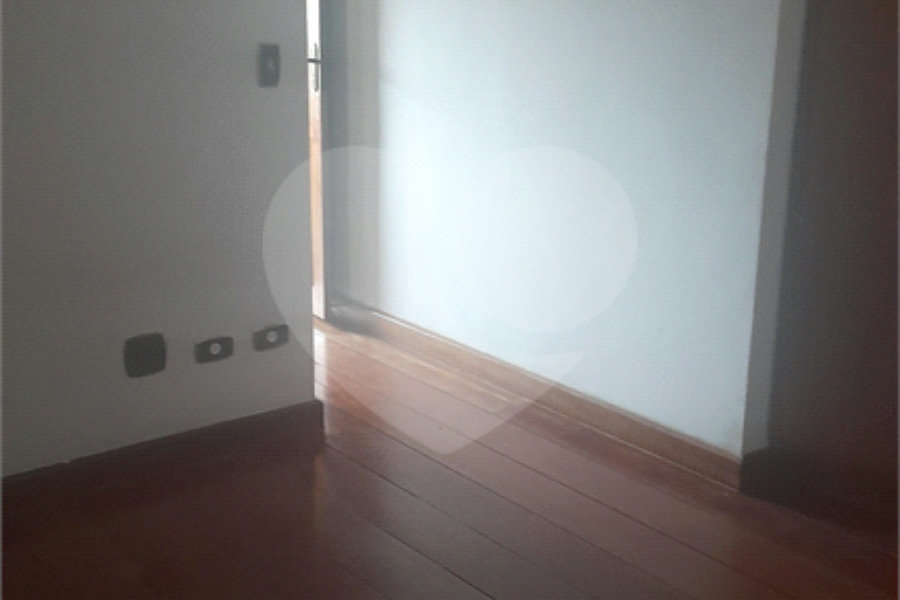 Sobrado à venda com 3 suítes em Tremembé, São Paulo, SP