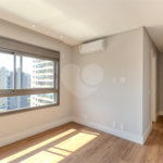 Apartamento para venda em Moema com 3 quartos, sendo 3 suítes, 2 vagas, 149 m²