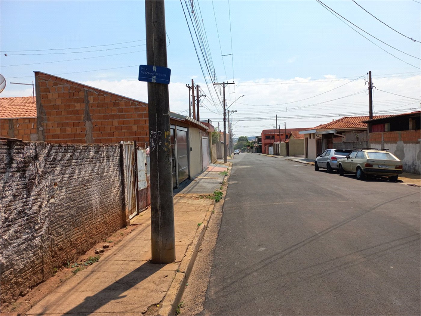 Terreno com 250,00 m² de área total.