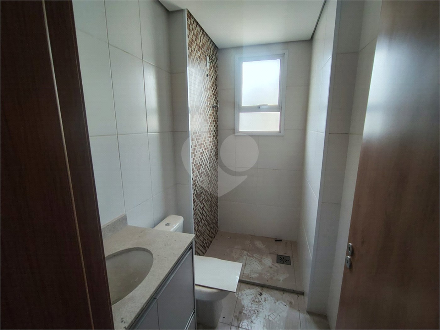 Apartamento com condomínio de clube 3 Dormitórios e 1 Suíte