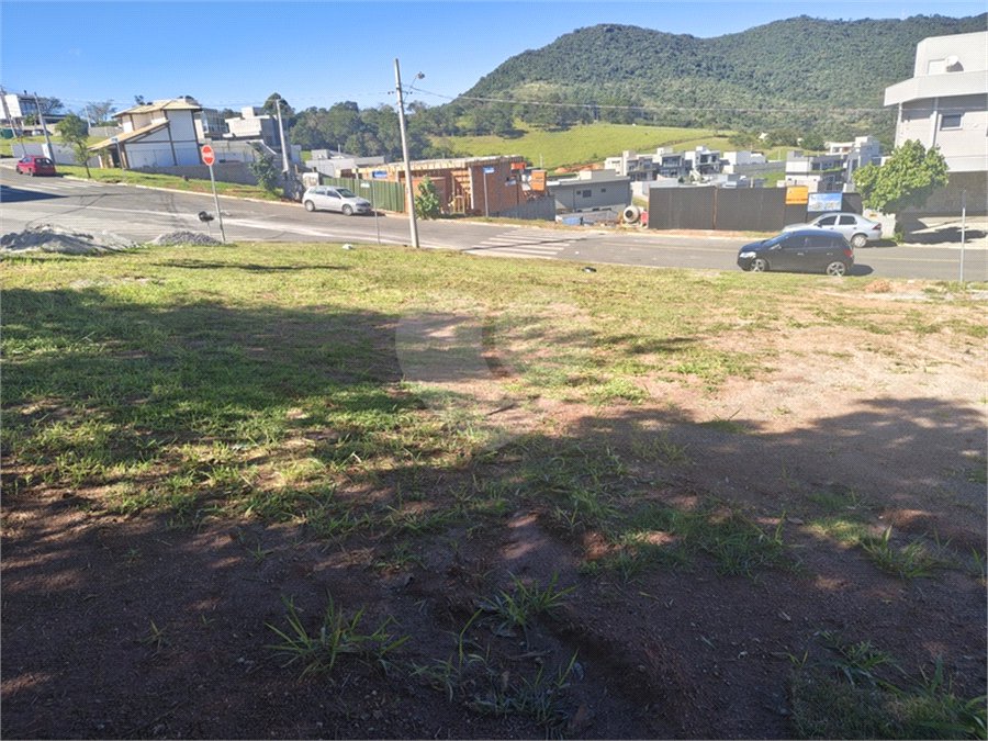 OPORTUNIDADE IMPERDIVÉL NO CONDOMÍNIO GREENFIELD EM ATIBAIA!