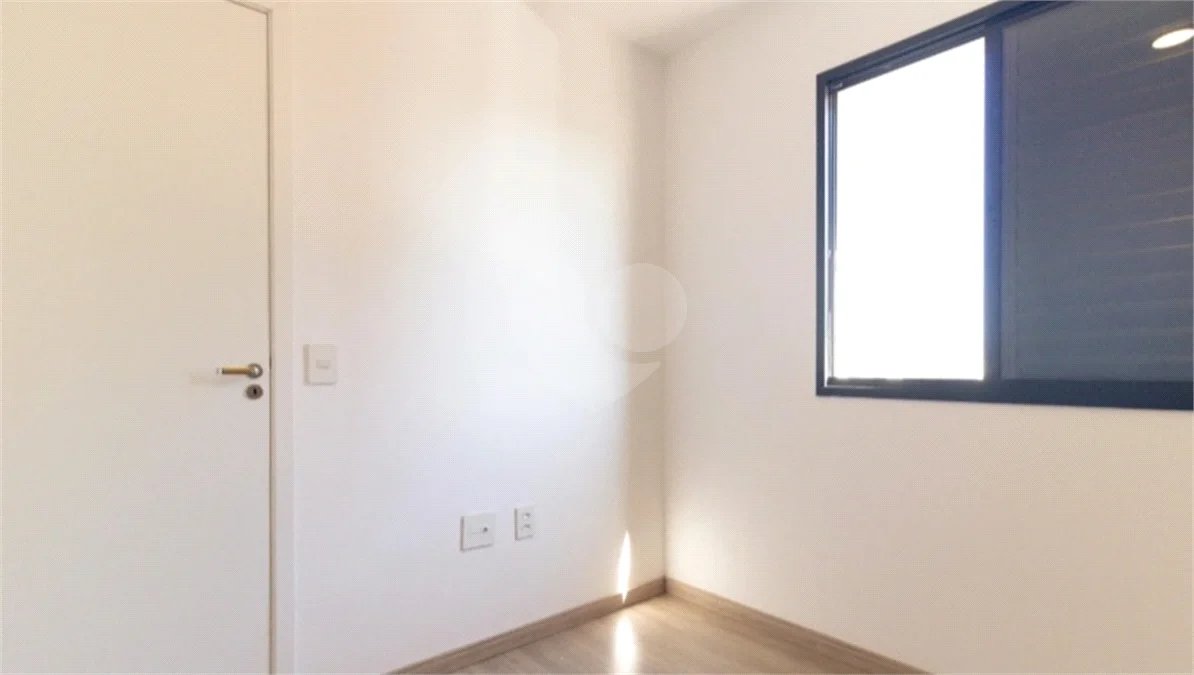 Apartamento à venda no Sacomã com 2 quartos e sem vaga