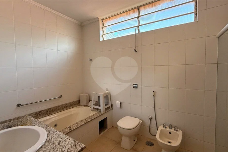 Casa Comercial e Residencial à venda no Bairro Cidade Jardim em Piracicaba/SP.