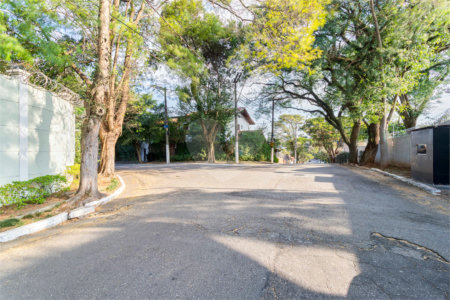 Sobrado à venda com 3 quartos, sendo 1 suíte,  em Jardim Prudência, São Paulo, SP