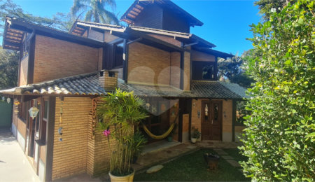 Casa à venda com 4 suítes em Serra da Cantareira, Mairiporã, SP