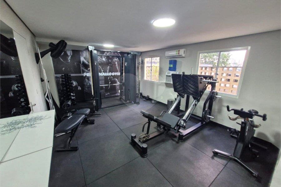 Apartamento à venda com 2 quartos, sendo 1 suíte, em Parque Maria Domitila, São Paulo, SP