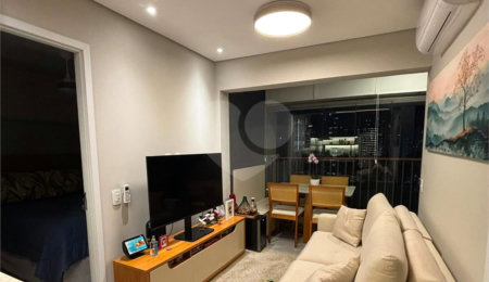 Apartamento à venda com 2 quartos, sendo 1 suíte, em Santo Amaro, São Paulo, SP