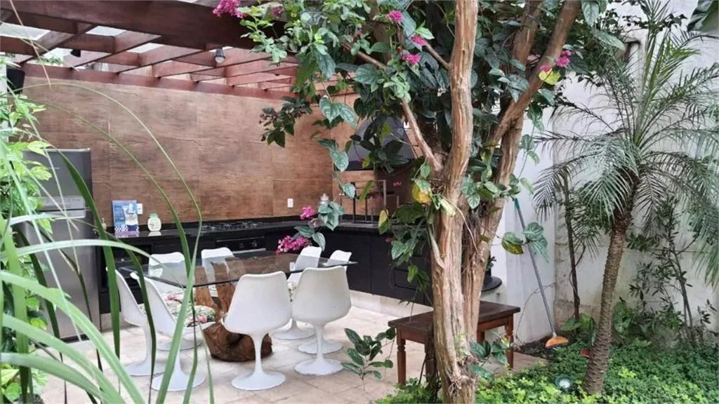 Casa à venda com 3 suítes no condomínio Metropolitan, São Paulo - SP