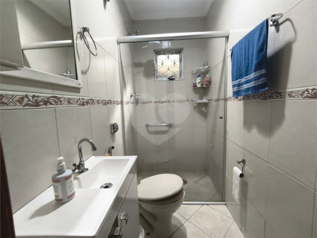 Sobrado à venda com 8 quartos, sendo 2 suítes,  em Parada Inglesa, São Paulo, SP