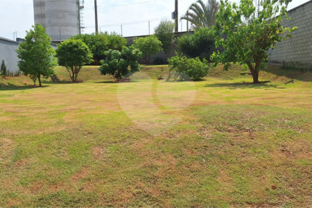 Casa à venda com 4 quartos, sendo 2 suítes, no condomínio Saint Patrick, Sorocaba - SP
