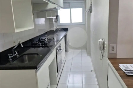 Apartamento à venda com 3 quartos, sendo 1 suíte,  em Vila Carrão, São Paulo, SP