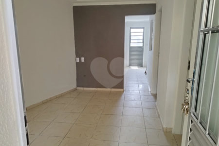 Casa à venda com 2 quartos em Vila Santa Rita, Sorocaba, SP