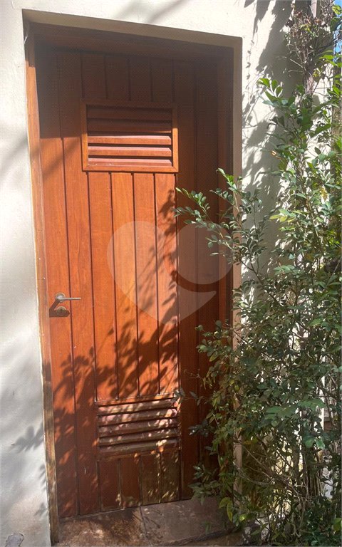 Sobrado à venda ou para alugar com 8 quartos, sendo 4 suítes, em Jardim Marajoara, São Paulo, SP