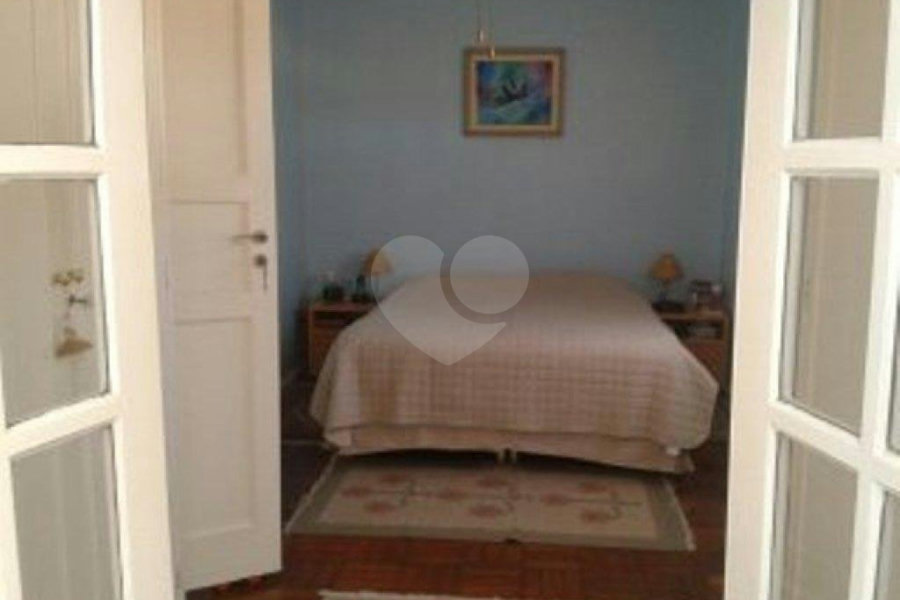 Sobrado à venda com 2 quartos em Tremembé, São Paulo, SP