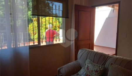 Casa à venda com 3 quartos, sendo 1 suíte,  em Vila Tiradentes, São Paulo, SP